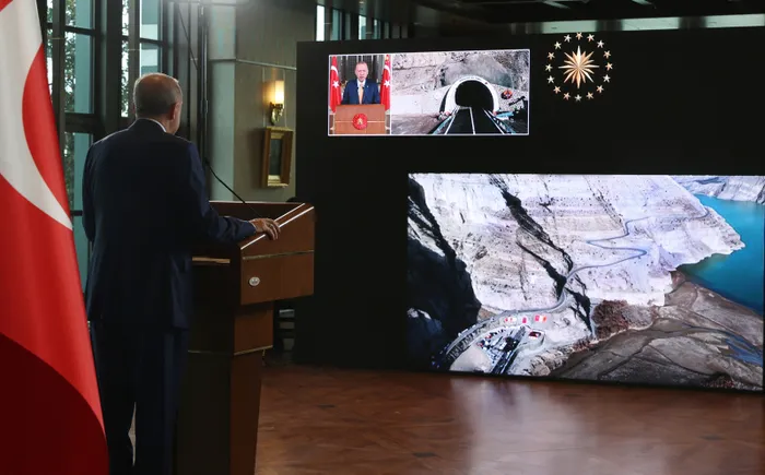 Son dakika: Başkan Erdoğan Pirinkayalar Tüneli’nin açılışını yaptı! Türkiye ile Kafkasları birbirine bağlayacak