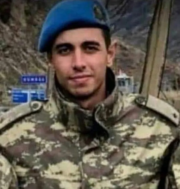 1619584825112.jpg Şehit Mehmet Kıvık'ın arkadaşı Samet Poyraz'dan ağlatan mesaj - 1