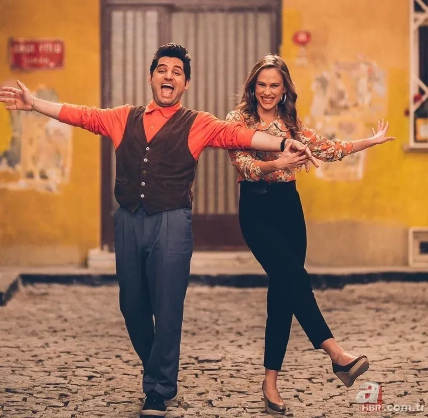 Begüm Öner ve Ceyhun Fersoy’dan kızları Karya ile keyifli hafta sonu pozu 2