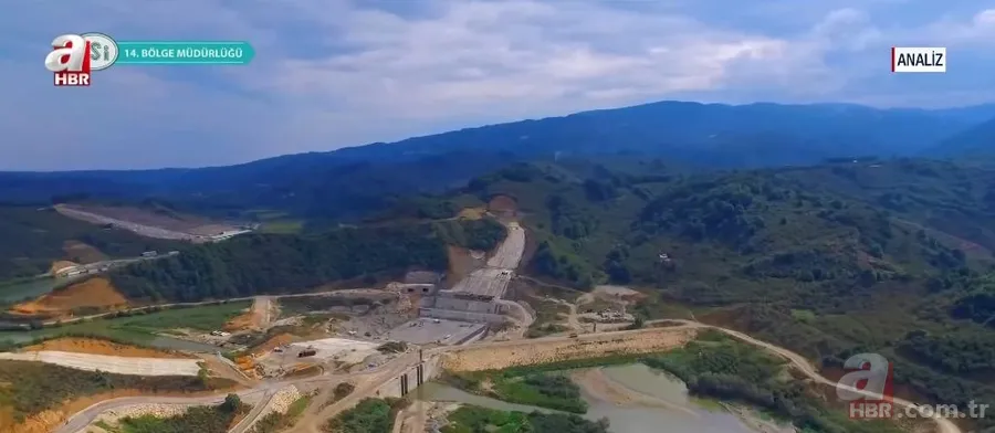 İstanbul'un su sorununu Başkan Erdoğan çözdü! 90’ların çamurlu yollarından Melen’in berrak sularına 8