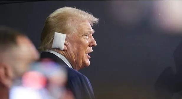 trumpa-suikast-girisiminde-dikkat-ceken-detay-zanlinin-o-paylasimi-ortaya-cikti-1721328460449.jpg Donald Trump'a suikast girişiminde yeni detaylar ortaya çıktı!