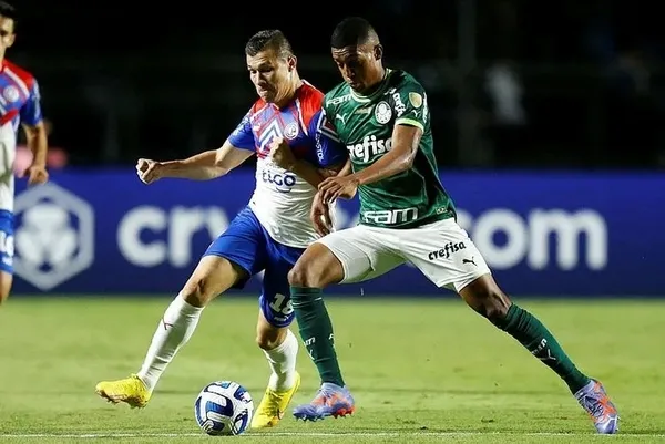 galatasaraya-ara-transfer-bombasi-felipe-melo-referans-oldu-1704382273546.jpeg Galatasaray'a ara transfer bombası! Felipe Melo referans oldu - 7