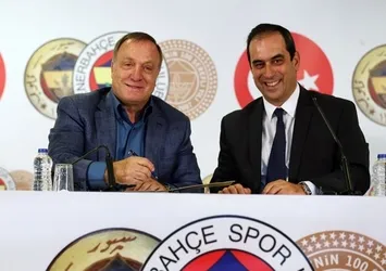 Dick Advocaat ülkesinde paragöz ilan edildi