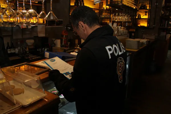 İstanbul'da asayiş uygulaması! 430 şüpheli yakalandı - 1
