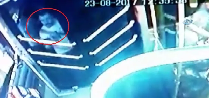 Otobüs şoförüne dayak kamerada