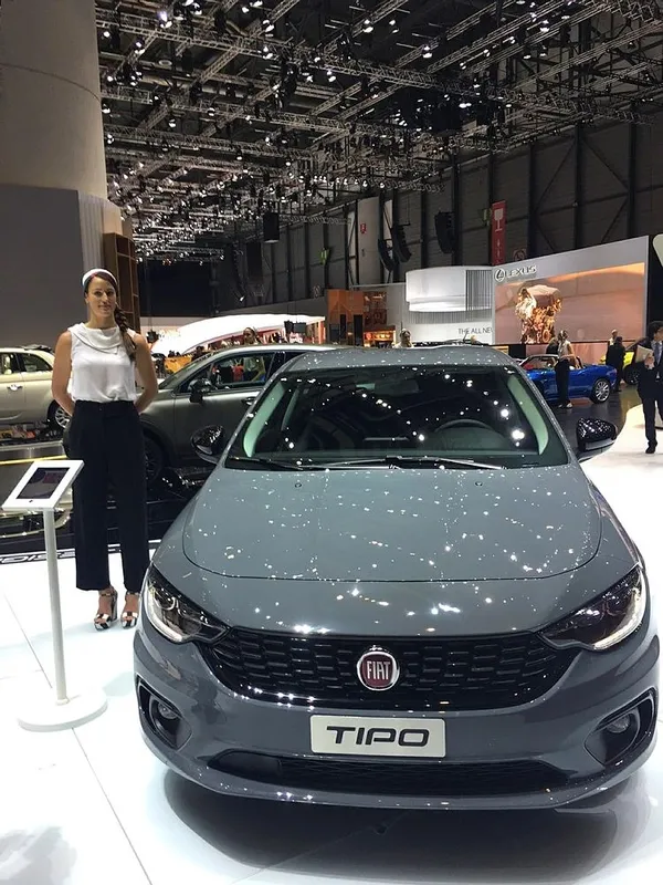 Fiat Egea’nın, sportif kostümlü özel serisi Cenevre'de tanıtıldı - 1