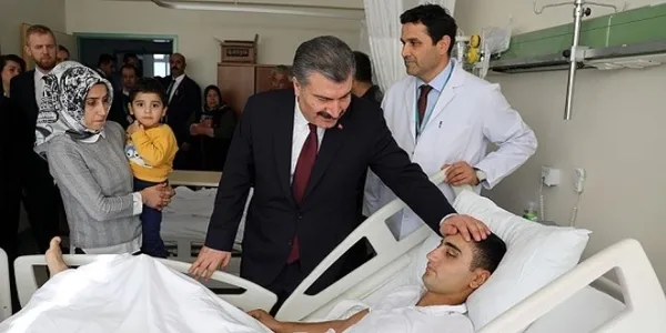 saglik-bakani-fahrettin-kocadan-sma-aciklamasi-bilimin-gosterdigi-her-yolu-cocuklarimizin-tedavisi-icin-kullanacagiz-1610208388864.jpg Sağlık Bakanı Fahrettin Koca'dan SMA açıklaması! "Bilimin gösterdiği her yolu çocuklarımızın tedavisi için kullanacağız" - 4