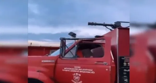 İzmir itfaiyesinde skandal görüntüler: 3 kadın aracı kullanıp video çektiler! Soruşturma başlatıldı - 3