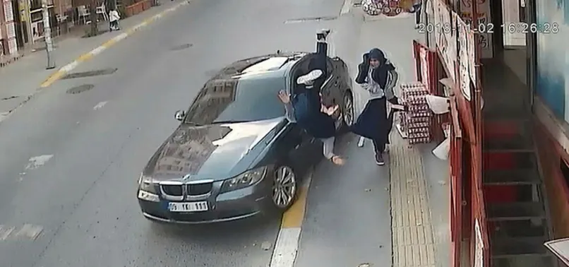 Lüks aracıyla önce çarptı, sonra kaçtı!