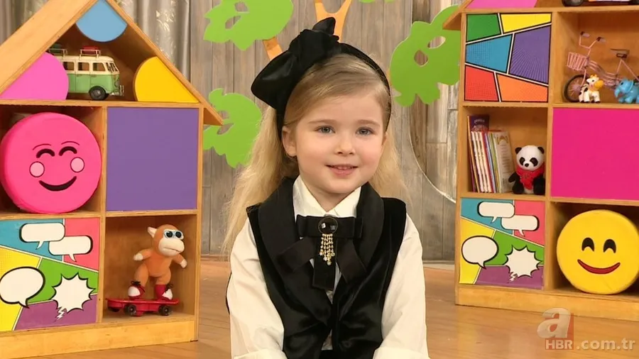 Çocuktan Al Haberi'nin Kutu Bebek Ebrar'ı büyüyünce çok değişti! Ebru Şahin'in minik partneriydi... 1