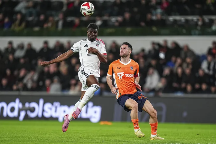 besiktas-uzatmalarda-hayat-buldu-kartal-deplasmanda-hata-yapmadi-1771182626850.jpg Beşiktaş uzatmalarda hayat buldu! Kartal deplasmanda hata yapmadı - 6