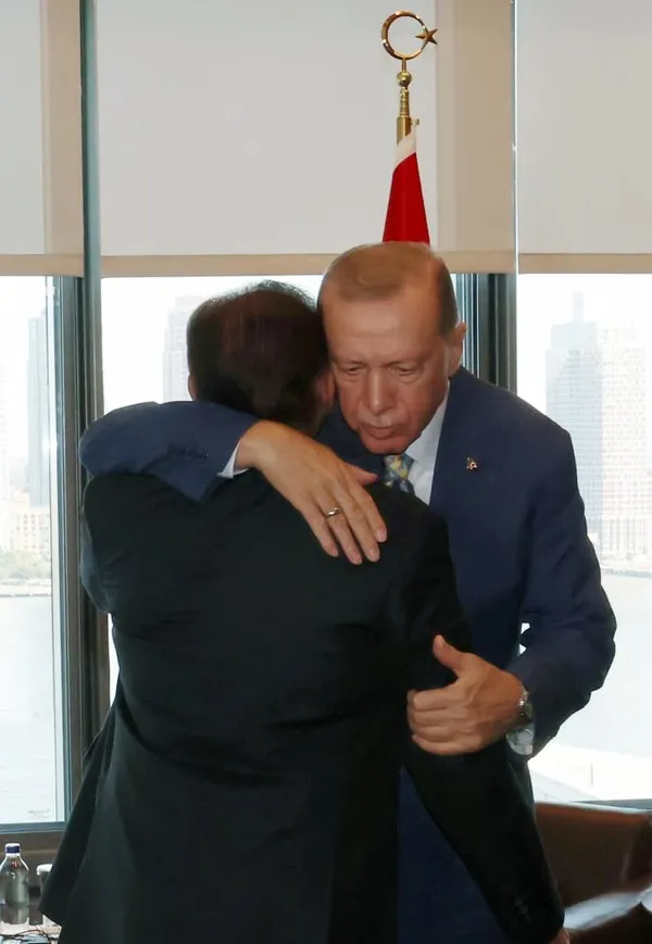 Başkan Erdoğan, Cyril Ramaphosa ve Enver İbrahim’i kabul etti: Dayanışma ve stratejik ortaklık vurgusu