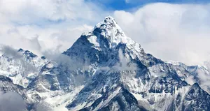 Çin’den Everest kararı