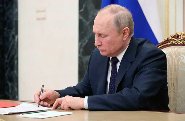 Son dakika: Ukrayna - Rusya savaşında son durum gelişmeleri! Rusya’da deprem yaratan iddia: Putin kızdı, 8 generalin fişini çekti - 4