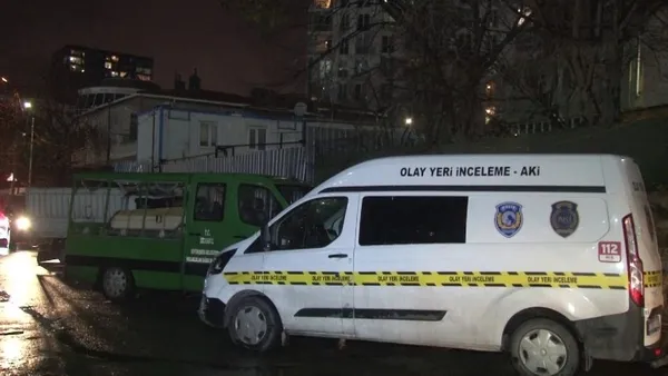 buzdolabinda-erkek-cesedi-bulundu-maltepede-soke-eden-olay-1705214216632.jpg Buzdolabında erkek cesedi bulundu! Maltepe'de şoke eden olay... - 1