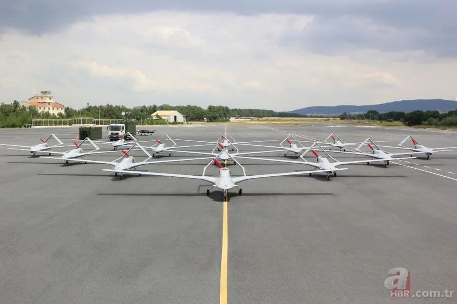 Bir ülke daha Türk SİHA'larının peşinde! 'Oyun değiştirici' almak istiyorlar 10