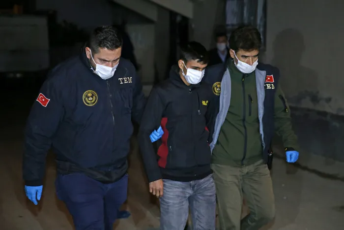 Son dakika: Adana’da PKK operasyonu: 6 gözaltı kararı