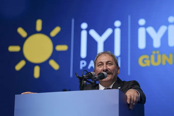 İYİ Parti’de karar verildi: Müsavat Dervişoğlu yeni genel başkan oldu | Başkan Erdoğan’dan tebrik telefonu