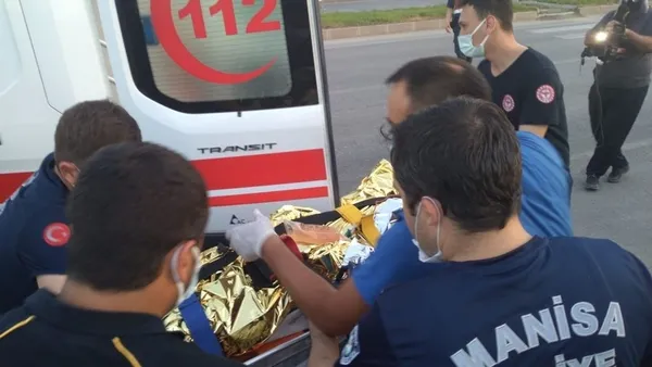 Manisa’da korkunç olay! Tren vagonun üzerinde fotoğraf çekilmek isterken... - 2