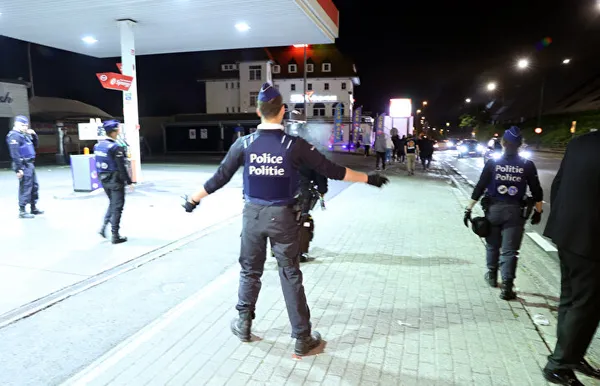 Bir alçak saldırı da Brüksel’de: PKK yanlıları oy kullanma alanından ayrılan genci yaraladı