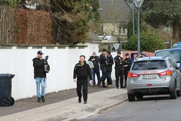 Danimarka’da Kur’an-ı Kerim ve Türk bayrağına çirkin saldırı! Dışişleri Bakanlığı’ndan çok sert tepki