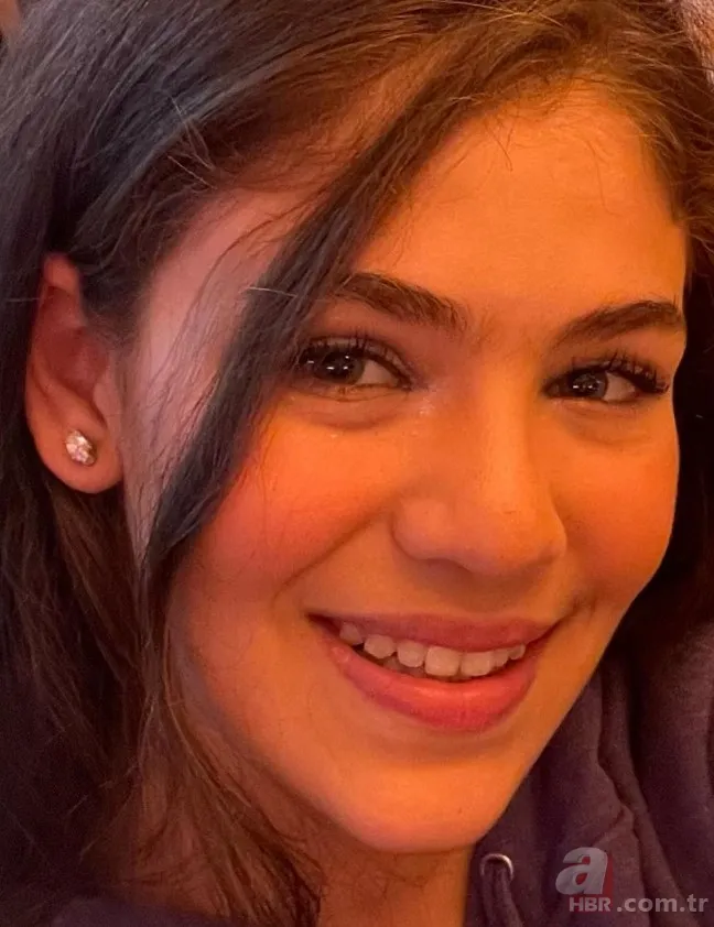 Elif dizisinin minik yıldızı İsabella Damla Güvenilir'in son haline bakın! Tam 10 yıl önce... 15