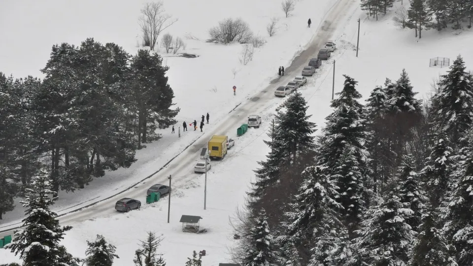 Bolu'da kar yağışı etkili oluyor! İşte fotoğraflar...