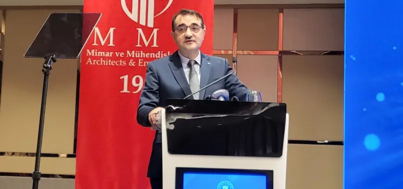 Son dakika: Doğal gazın ardından elektrikte indirim sinyali! Enerji ve Tabii Kaynaklar Bakanı Dönmez o tarihi işaret etti