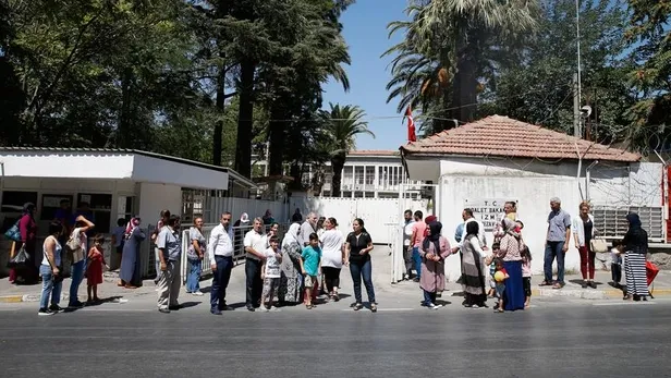 Mahkumlar geri dönecek mi? 2022 açık cezaevi izinleri uzatılacak mı? Adalet Bakanlığı CTE Kovid-19 izni bitti mi?