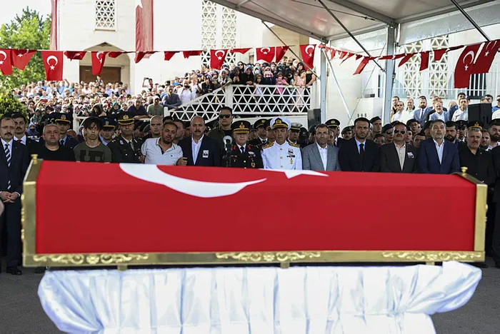Pençe-Kilit'te Şehit olan Piyade Uzman Çavuş Kadir Kemik toprağa verildi - 9