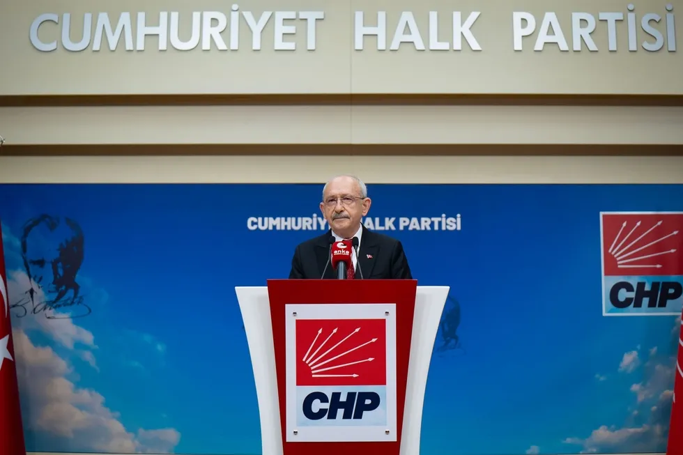buyuk-kopus-chpden-cikacak-yeni-partinin-adi-ne-1784363328075.jpeg Büyük kopuş! CHP'den çıkacak yeni partinin adı ne? - 3