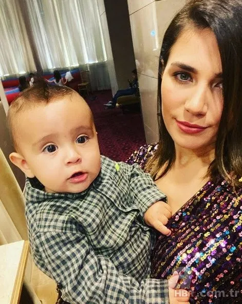 Azra Akın ve Atakan Koru oğullarının birinci yaş gününü partiyle kutladı 11