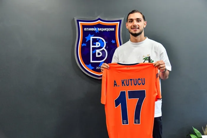Başakşehir Ahmed Kutucu’yu kadrosuna kattı | Son dakika transfer haberi