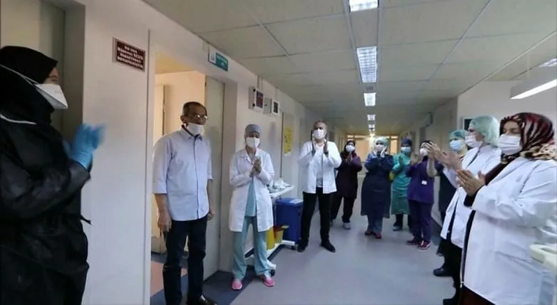 Kalp Krizi Geciren Koronavirus Hastasi Mustafa Yangin Hepsini Yenerek Taburcu Oldu