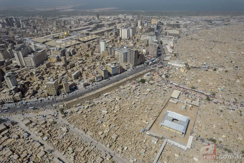Dünyanın en büyük mezarlığı! Kurban Bayramı'nda böyle görüntülendi 19