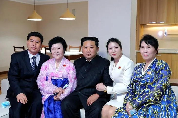 Kim Jong-un’dan büyük jest! Gözyaşlarını tutamadı