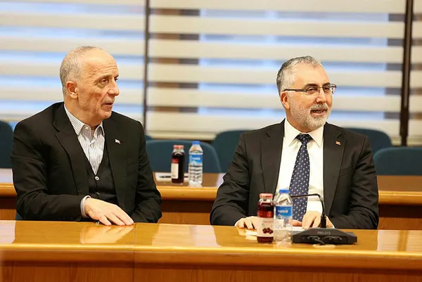 2024’te asgari ücret ne kadar olacak? Çalışma ve Sosyal Güvenlik Bakanı Vedat Işıkhan’dan kritik açıklamalar