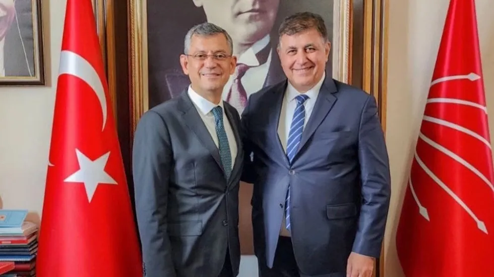 1782046091700.jpeg Özgür Özel'in yeni partisi belli oldu mu? ABP ile protokol iddiası - 3