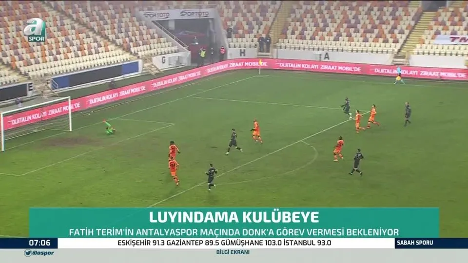 Galatasaray’da yıldız futbolcu Antalyaspor maçında kulübeye çekiliyor