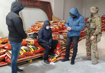 Ülke tarihinin en büyük operasyonu! 4 Türk'e gözaltı