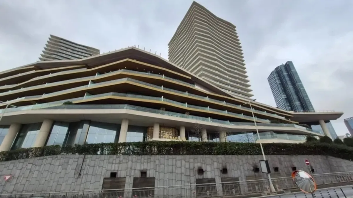 İmamoğlu'nun A takımının fuhuş partisine tenis kılıfı! ‘Mama Gönül’den şaşırtan ifade