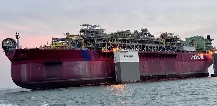 Türkiye enerjide başka olacak! Bakan Bayraktar duyurdu! Dev platform yola çıktı! 5 milyon hanenin doğal gazını karşılayacak