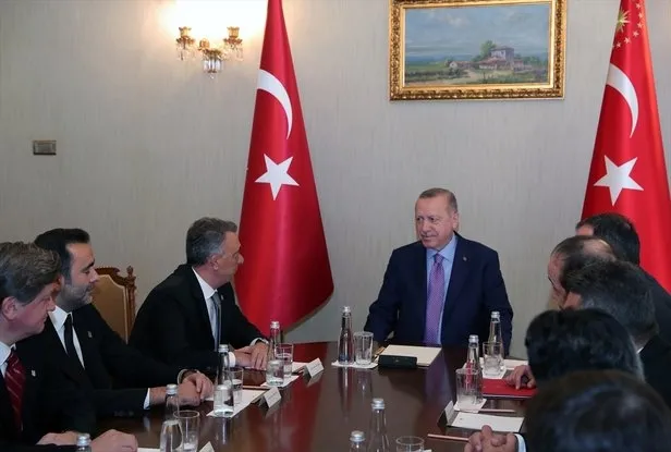 Başkan Erdoğan İstanbul'da Ahmet Nur Çebi ve yönetim kurulu üyelerini kabul etti - 1