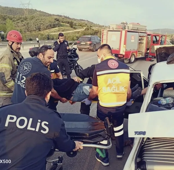bursada-trafik-kazasinda-4-kisi-yaralandi-1651472517768.jpg Bursa’da trafik kazasında 4 kişi yaralandı - 3