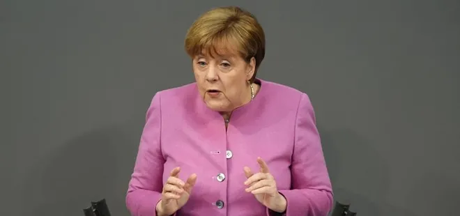 Merkel’den Türkiye açıklaması