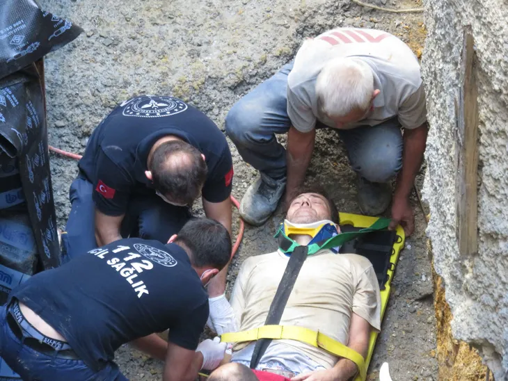 Son dakika: Kadıköy’de inşaatta iskele çöktü! Olay yerine sağlık ekipleri sevk edildi