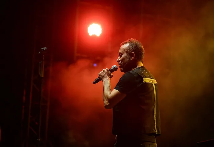 Ünlü sanatçı Haluk Levent’ten üzen haber