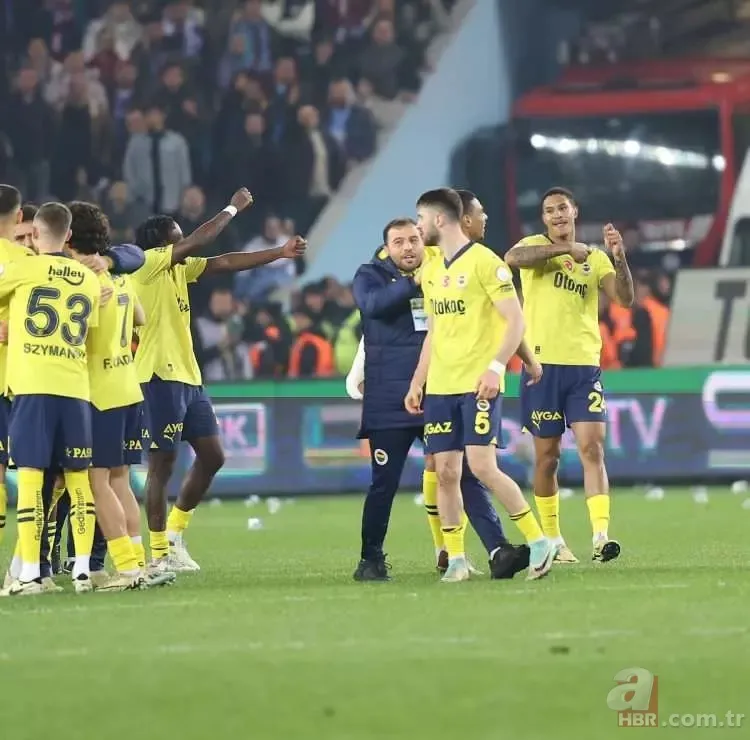 Fenerbahçeli Oosterwolde'den Trabzonspor taraftarına çirkin el hareketi! Olayların fitilini ateşledi 6