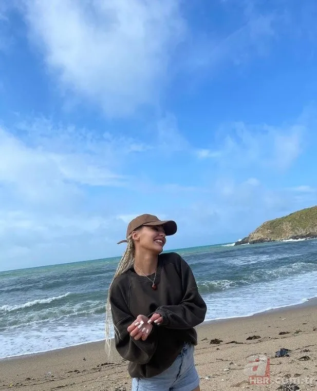 Melisa Döngel’in kavga görüntüleri ortaya çıktı! Skandal görüntülere sevenlerinden tepki yağdı! "Kariyerini ayaklar altına almış" 8