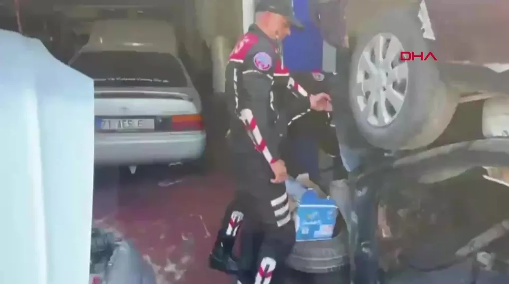 Ankara’da ‘change’ operasyonu: 3 gözaltı